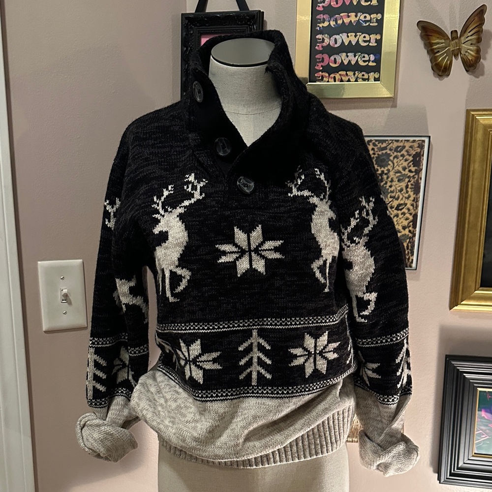 Hudson and Borrow Black and White Reindeer Sweater